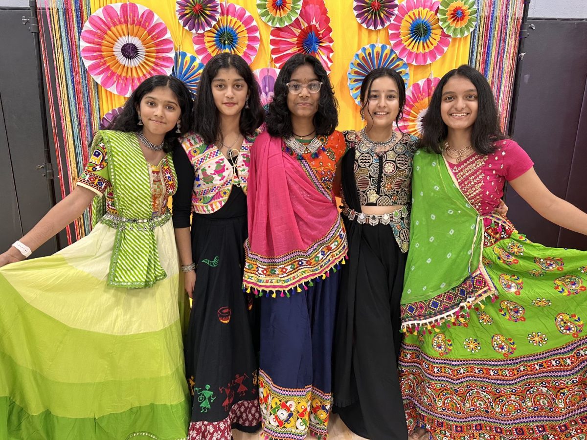 Girls dressed in the tradional chaniya choli